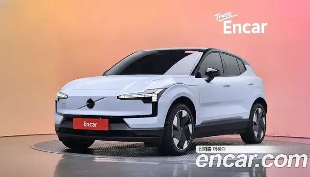 Volvo EX30 2025 — ფოტო 23/33