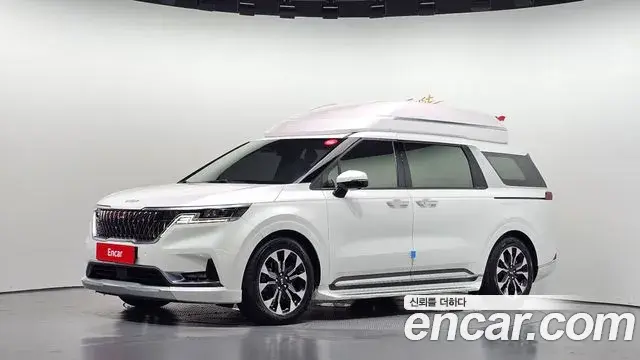 Kia Carnival 2021 — Фото 1/20
