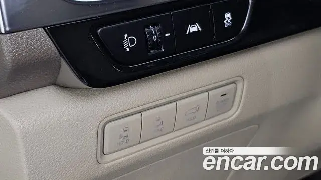 Kia Carnival 2021 — Фото 15/20