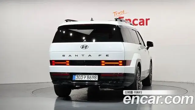 Hyundai Santa Fe 2024 — Фото 3/20