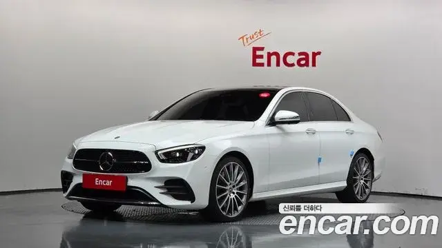 Mercedes-Benz E-Class 2021 — Фото 1/20