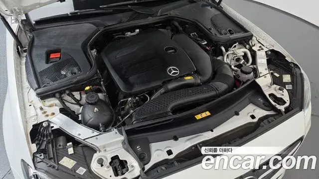 Mercedes-Benz E-Class 2021 — Фото 6/20
