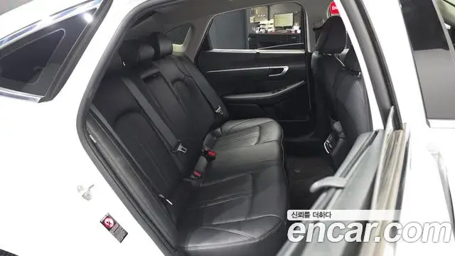 Hyundai Sonata 2020 — Фото 12/20