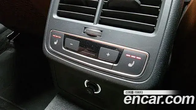 Audi A4 2020 — Фото 19/20