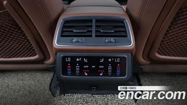 Audi A6 2021 — Фото 19/20