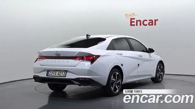 Hyundai Avante 2020 — Фото 2/20