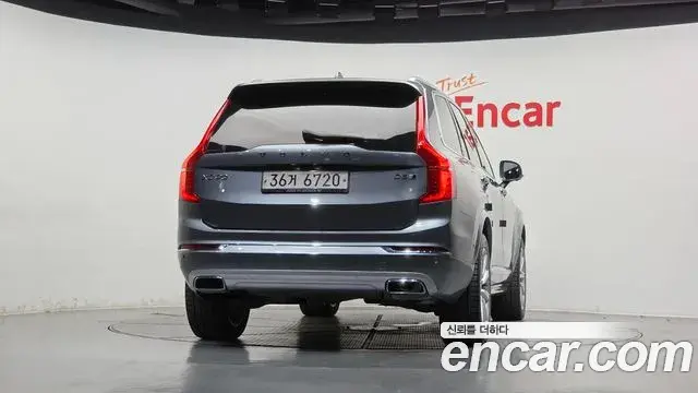 Volvo XC90 2018 — Фото 4/20