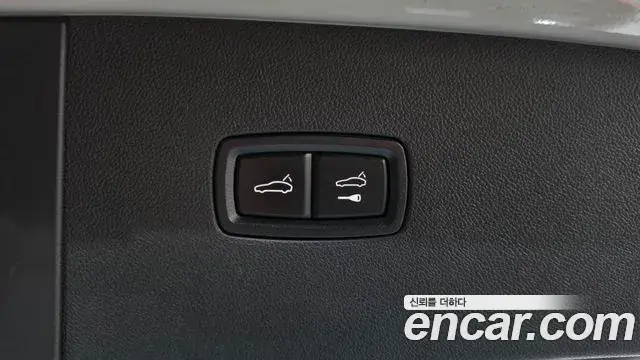 Porsche Cayenne 2021 — Фото 19/20