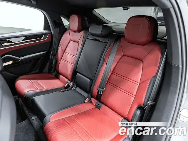 Porsche Cayenne 2024 — Фото 17/20