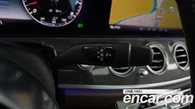 Mercedes-Benz E-Class 2019 — Şəkil 9/20