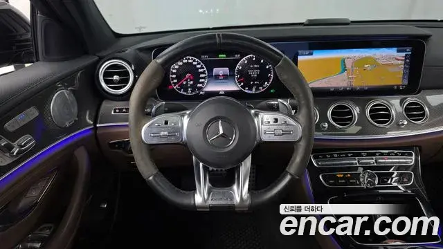 Mercedes-Benz E-Class 2019 — Şəkil 13/20