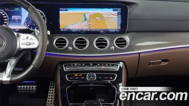 Mercedes-Benz E-Class 2019 — Şəkil 14/20