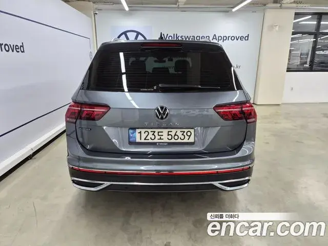 Volkswagen Tiguan Allspace 2022 — Фото 4/20