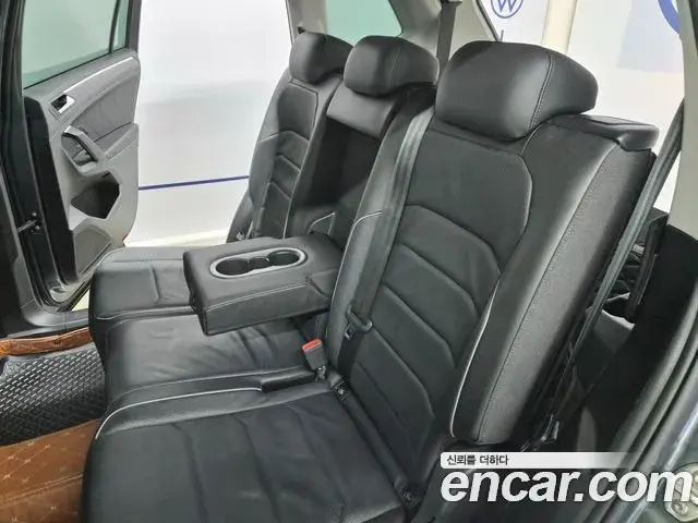 Volkswagen Tiguan Allspace 2022 — Фото 20/20