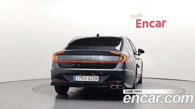 Hyundai Sonata 2020 — Фото 4/20