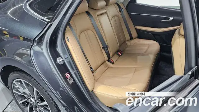 Hyundai Sonata 2020 — Фото 11/20