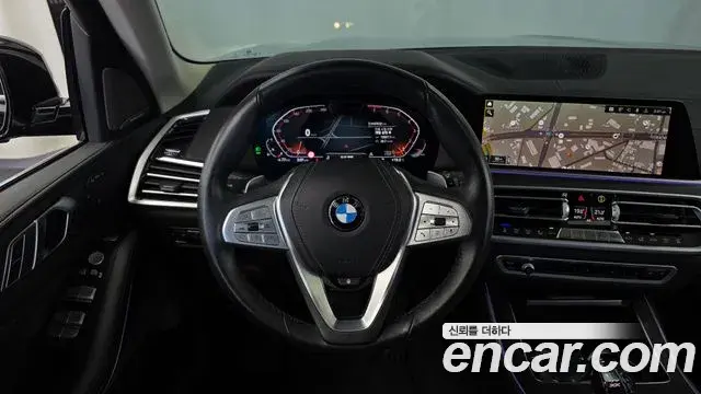 BMW X7 2021 — Фото 13/20
