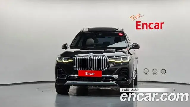 BMW X7 2021 — Фото 3/20