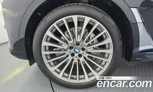 BMW X7 2021 — Фото 5/20
