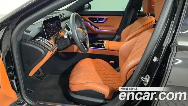 Mercedes-Benz S-Class 2024 — Photo 14/20