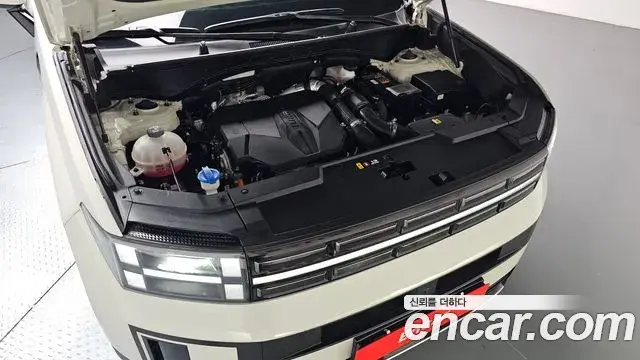 Hyundai Santa Fe 2025 — Photo 6/20