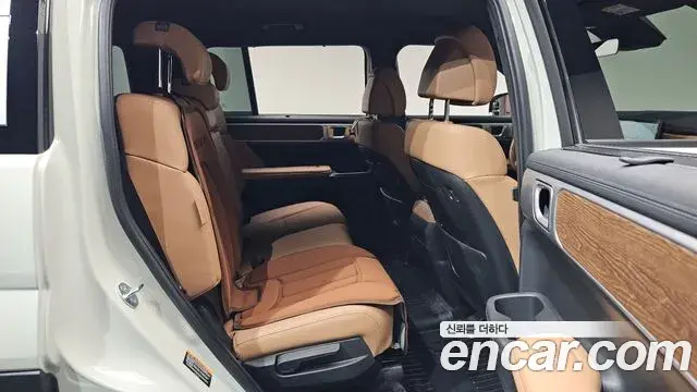 Hyundai Santa Fe 2025 — Photo 11/20