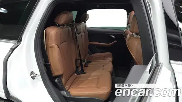 Audi Q7 2022 — Фото 10/20