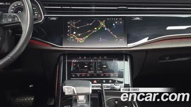 Audi Q7 2022 — Фото 12/20
