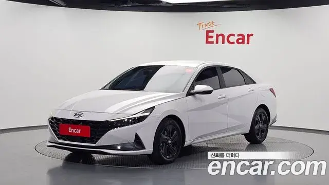 Hyundai Avante 2023 — Фото 1/20
