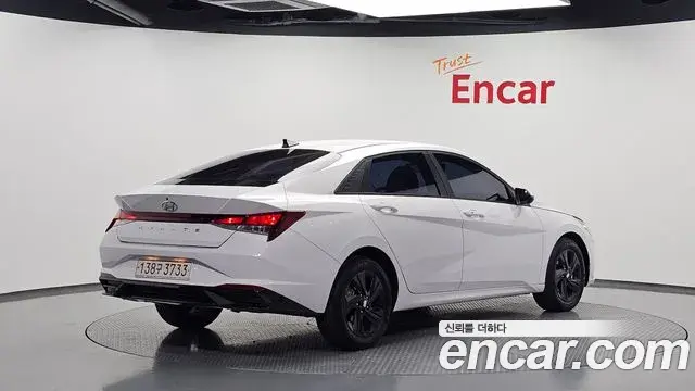 Hyundai Avante 2023 — Фото 2/20