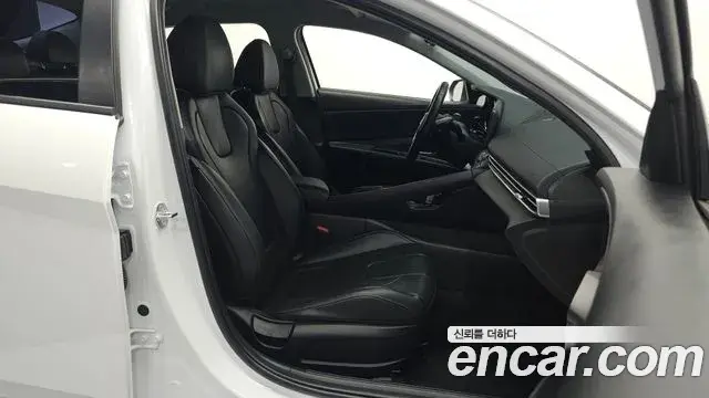 Hyundai Avante 2023 — Фото 10/20