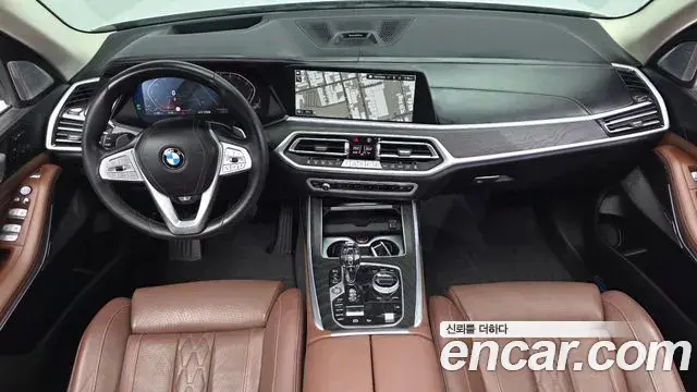 BMW X7 2021 — Фото 7/20