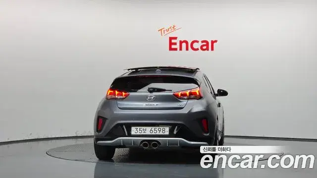 Hyundai Veloster 2018 — Фото 4/20