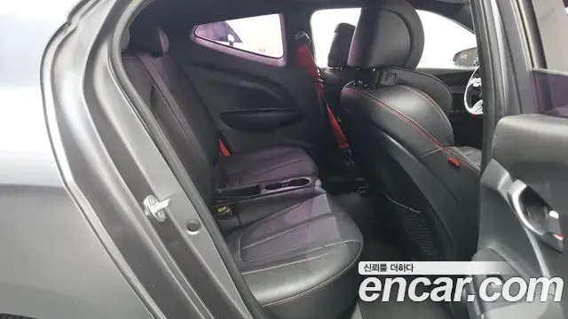 Hyundai Veloster 2018 — Фото 11/20