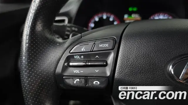 Hyundai Veloster 2018 — Фото 17/20