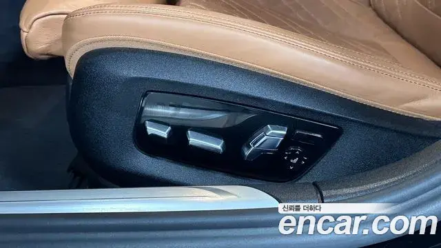 BMW 7 Series 2022 — Фото 15/20