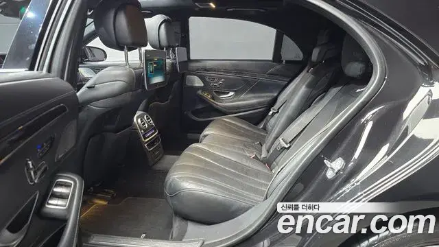 Mercedes-Benz S-Class 2018 — Фото 12/20