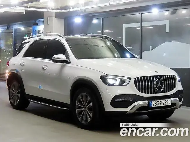 Mercedes-Benz GLE-Class 2022 — Фото 10/20