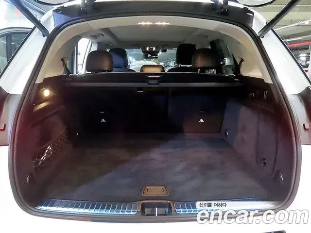 Mercedes-Benz GLE-Class 2022 — Фото 16/20