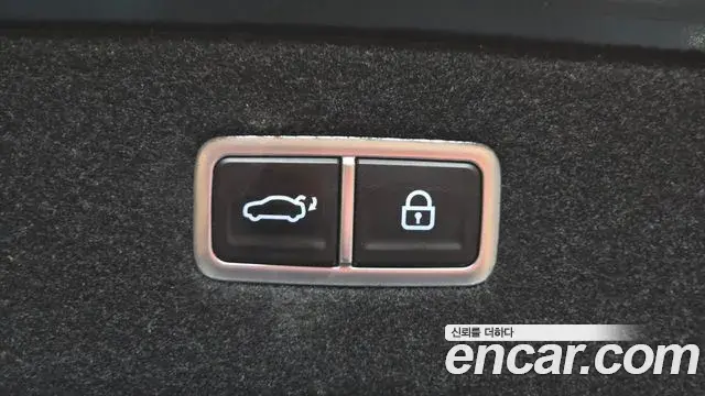 Genesis G90 2022 — Şəkil 19/20