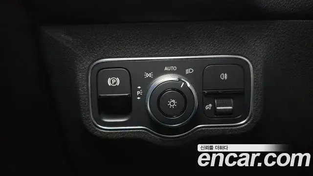 Mercedes-Benz GLB-Class 2020 — Фото 20/20