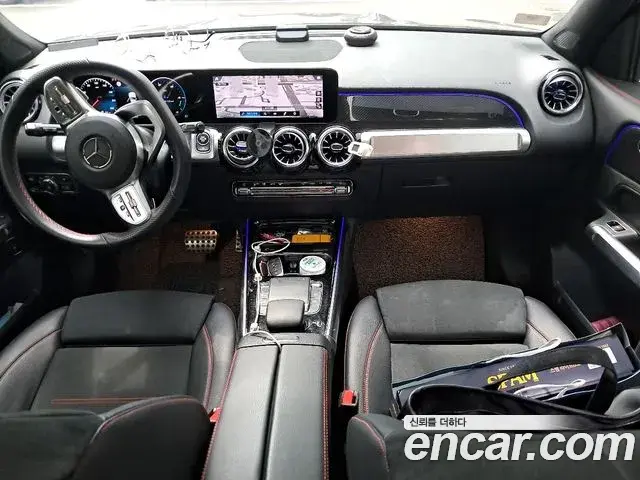 Mercedes-Benz GLB-Class 2023 — Фото 15/20