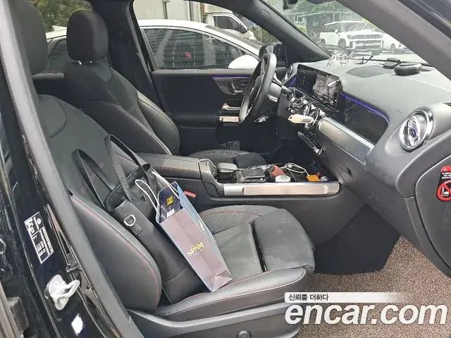 Mercedes-Benz GLB-Class 2023 — Фото 20/20
