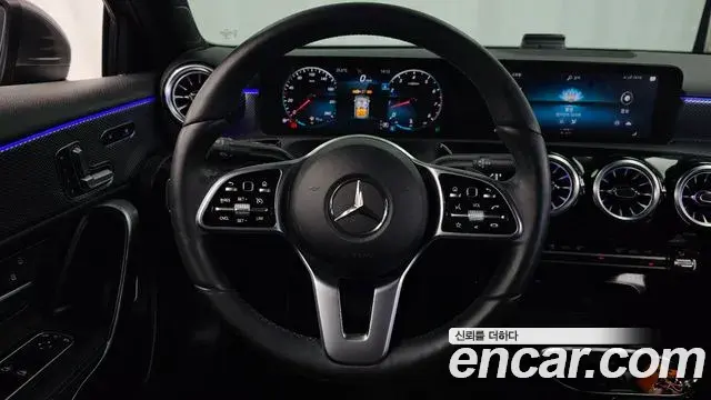 Mercedes-Benz A-Class 2021 — Фото 13/20