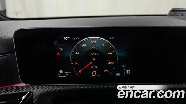 Mercedes-Benz A-Class 2019 — Фото 8/20