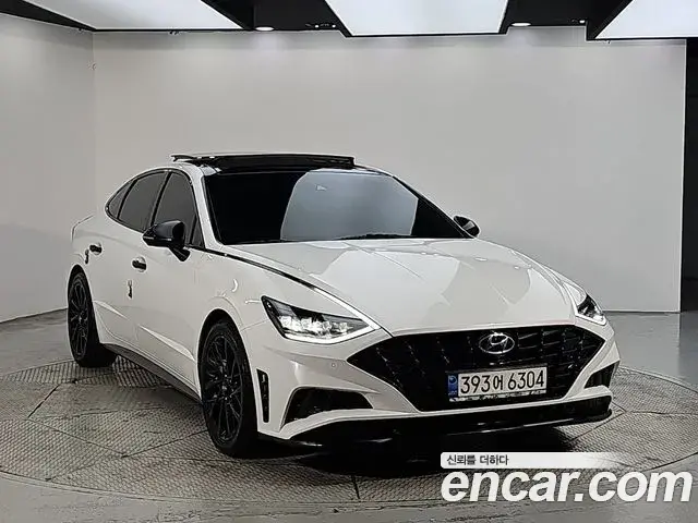 Hyundai Sonata 2019 — Фото 1/18