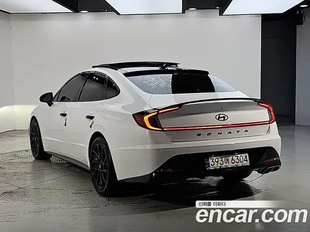 Hyundai Sonata 2019 — Фото 2/18