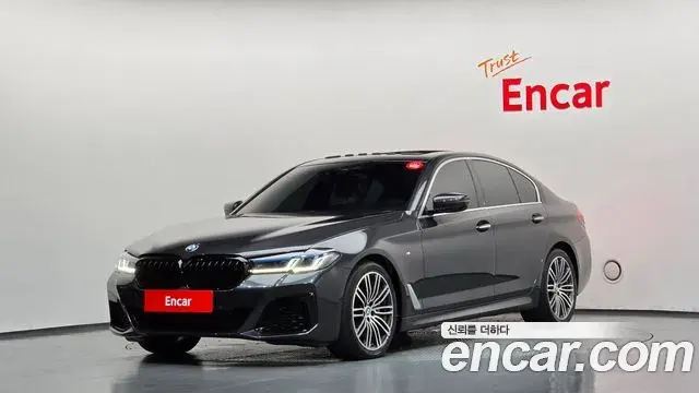 BMW 5 Series 2018 — Фото 9/20
