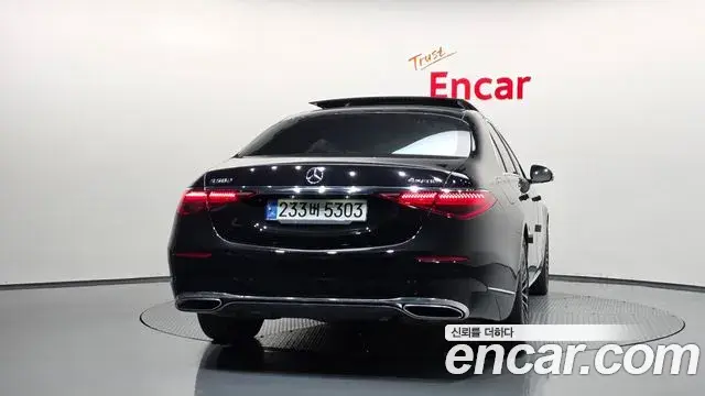 Mercedes-Benz S-Class 2022 — Photo 4/20