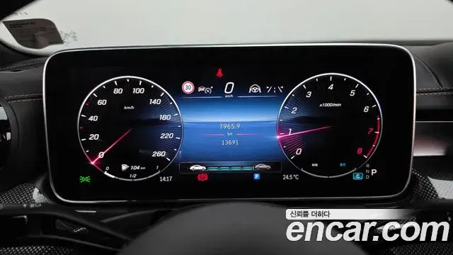 Mercedes-Benz C-Class 2023 — Фото 8/20